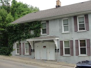 1088 Walnut St, Dubuque, IA 52001