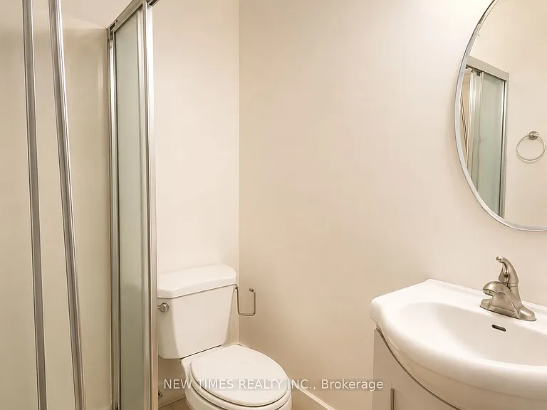 7 Leavey Ct #UPPER — Photo 13