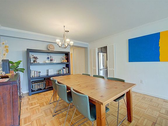 3rd image of 70-20 108th St APT 6M