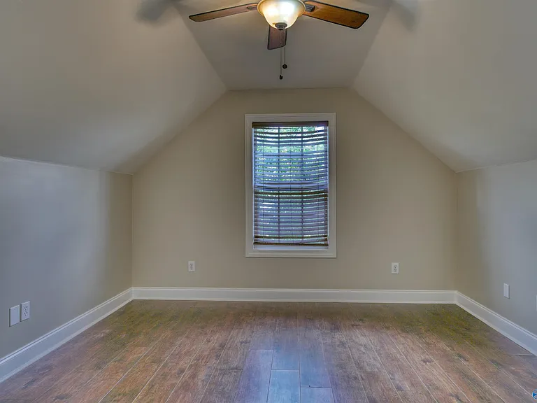 105 Brac Cir SW — Photo 21