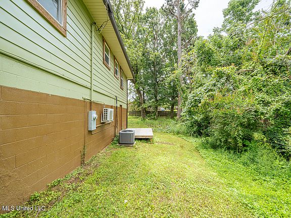 5th image of 117 Hazel Rd