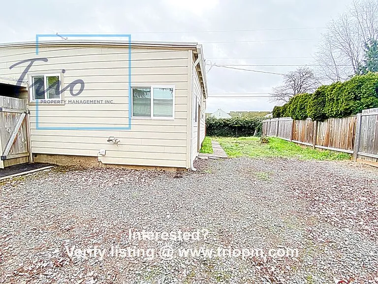 910 Hayes St — Photo 10