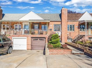 8615 77th Avenue, Glendale, NY 11385