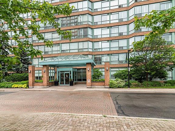 5th image of 1276 Maple Crossing Blvd #1711