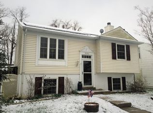 2305 Weymouth Ln, Crofton, MD 21114