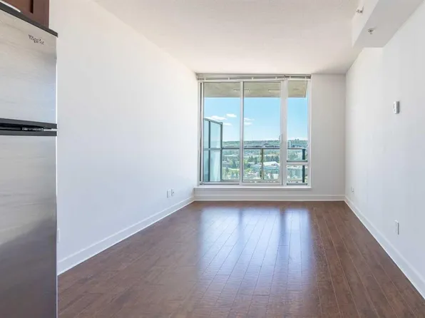 3830 E Brentwood Rd NW #1307, Calgary, AB T2L 2J9