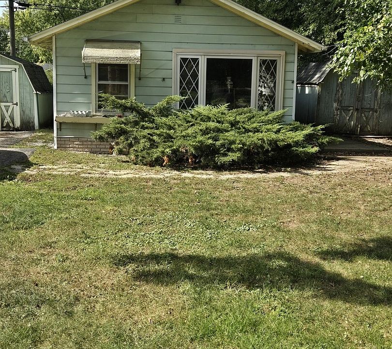 1st image of 108 Mayfield Ave