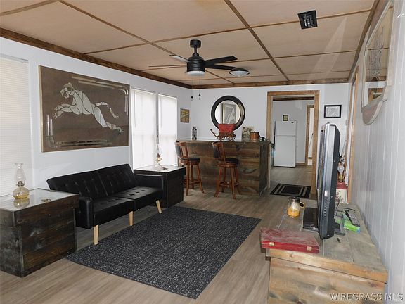 3rd image of 23938 Rosin Ridge Rd