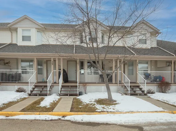 33 Donlevy Ave #37, Red Deer, AB T4R 3B6