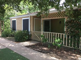 1528 Hillside Dr, College Station, TX 77845