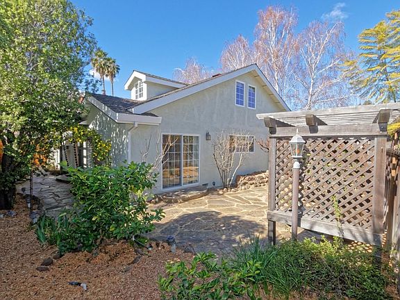 3rd image of 6302 Pearlroth Dr