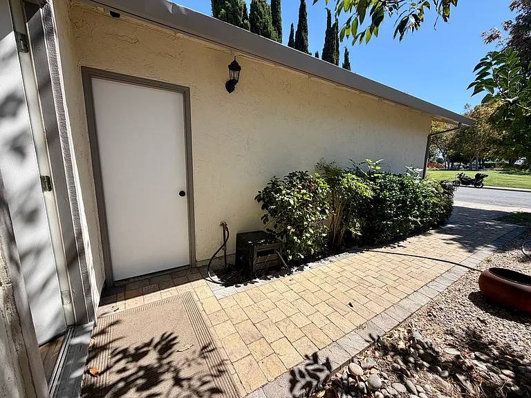 4937 Avenida De Angelina — Photo 30
