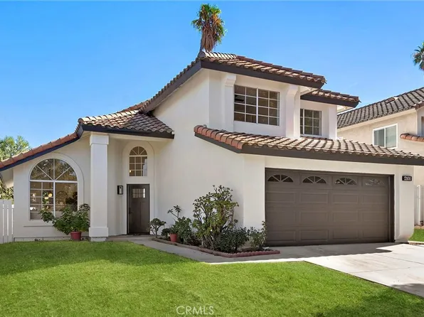 2101 Harvard Cir, Corona, CA 92881