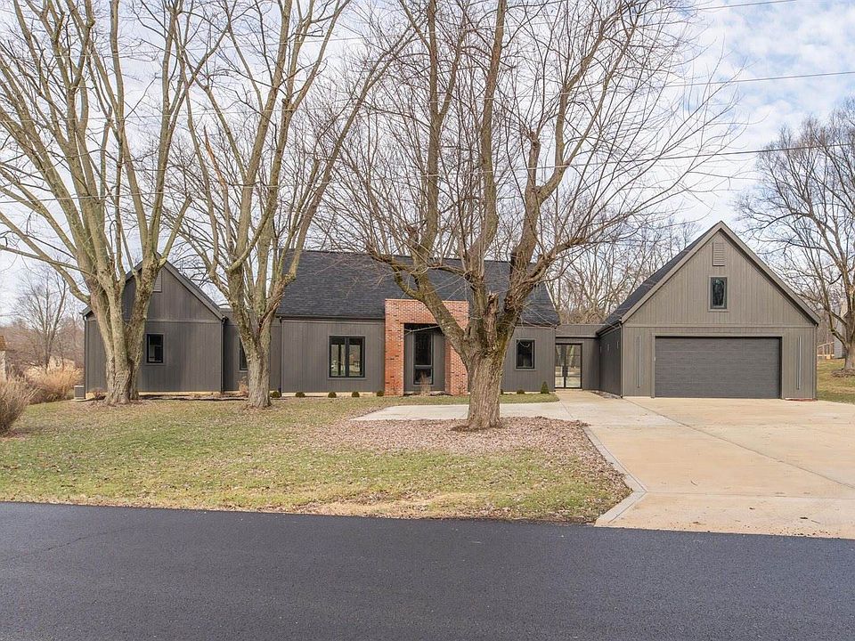 1st image of 151 Apple Blossom Rd SW