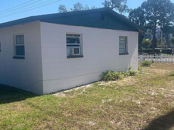 2nd image of 1710 S De Leon Ave