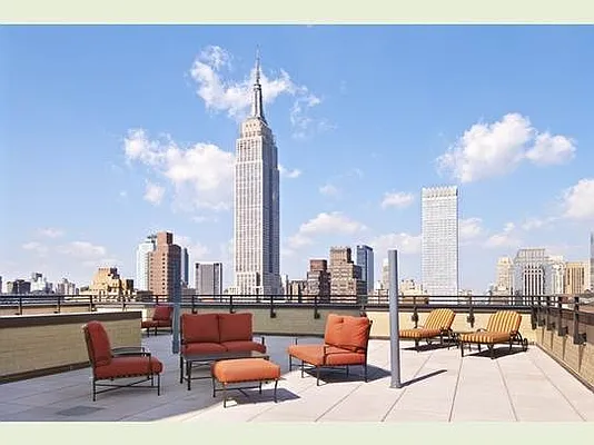 Sold by Stribling | media 17