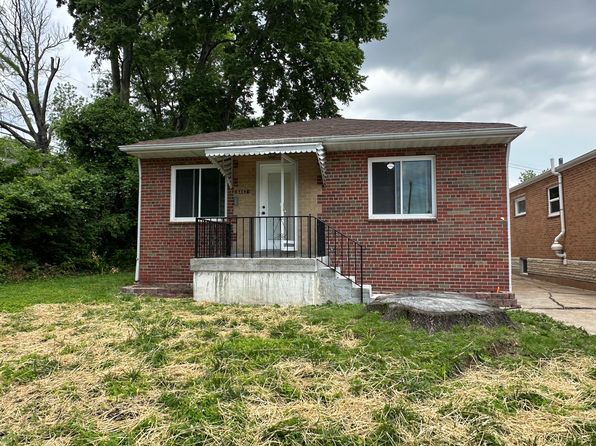 6443 East Ct
