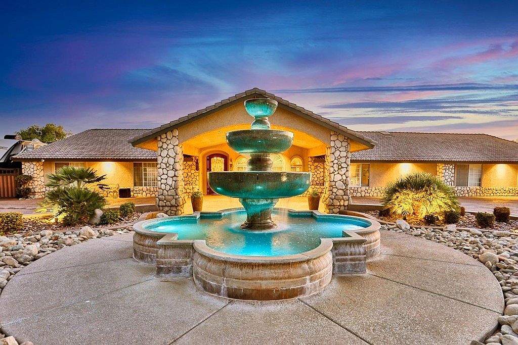 15296 Riverside Dr, Apple Valley, CA 92307 Zillow
