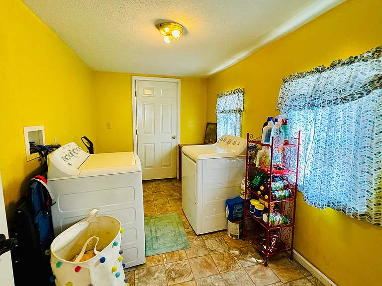 4301 Crossroads Rd — Photo 16