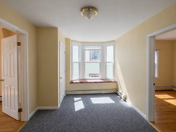 19 Salem St #3, Portland, ME 04102