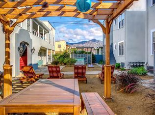 111 N Columbus Ave #A, Glendale, CA 91203