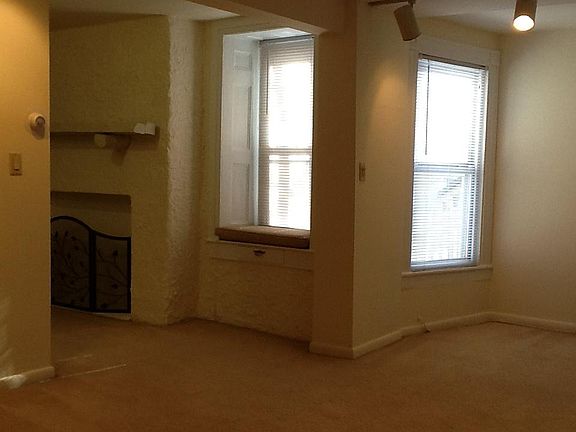 4th image of 85 Franklin Ave APT 1L