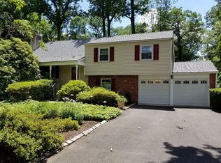 126 County Line Rd, Lansdale, PA 19446
