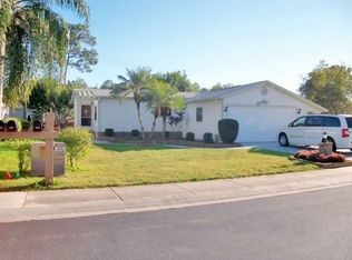 4041 Avenida Del Tura, N Fort Myers, FL 33903