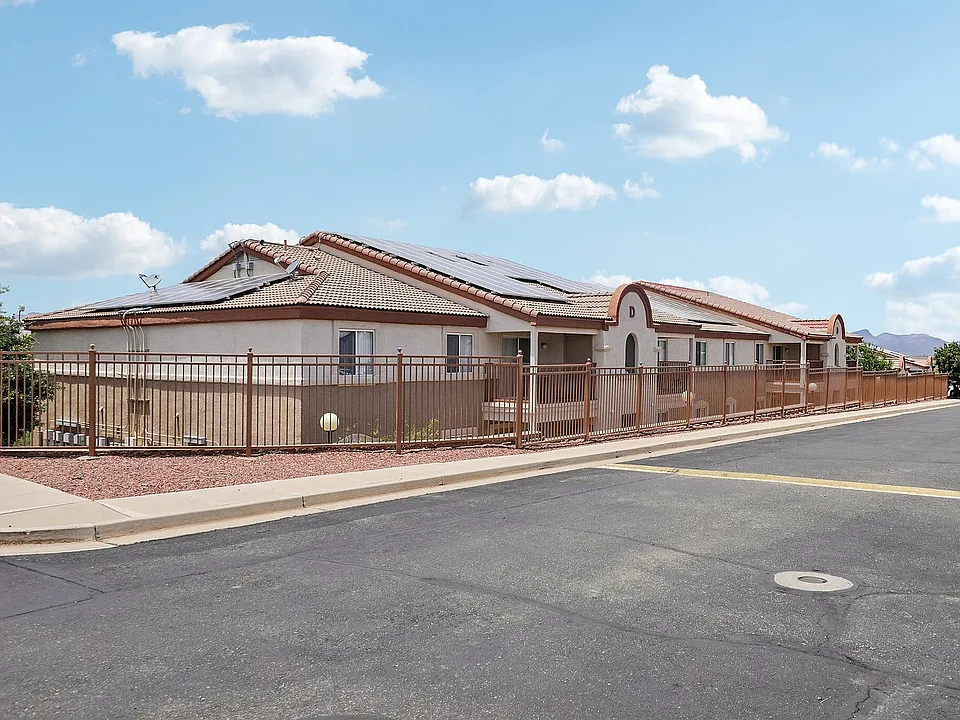 4-web-or-mls-N Skyline Dr-0506-904