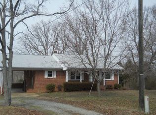 5206 Red Bank Rd, Virgilina, VA 24598