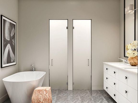 4th image of 234 King Rd #19