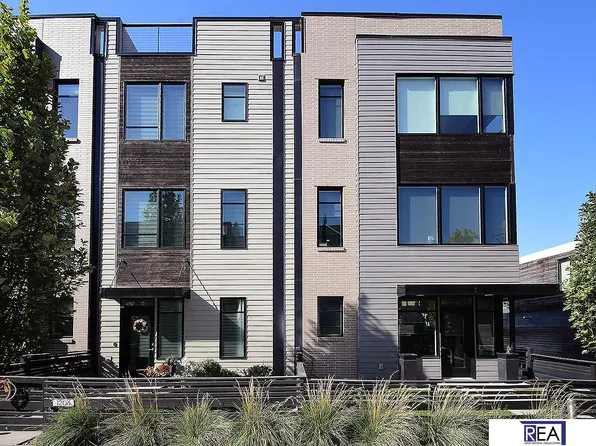 1202 S 10th Ct, Omaha, NE 68108