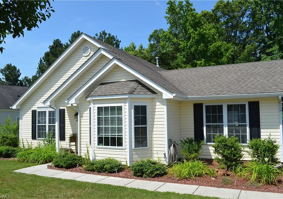 1st image of 423 Stoney Run Dr