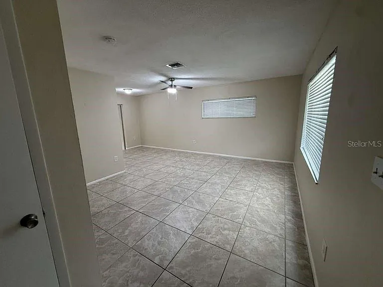 22189 Laramore Ave — Photo 7