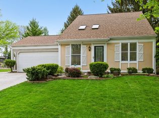 1225 Meghan Ave, Algonquin, IL 60102