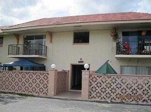 2nd image of 11607 NW 29th St #6B