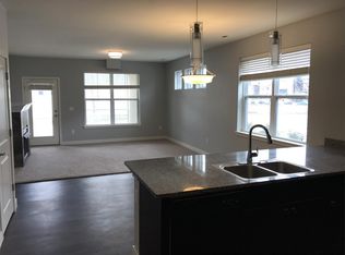 1515 McCleary Ln, Iowa City, IA 52245