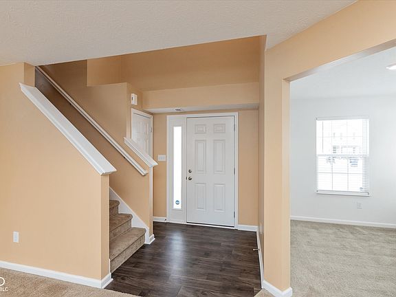 2nd image of 12179 Country Side Dr