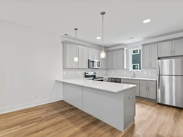 704 N Dupont Ave #307, Madison, TN 37115