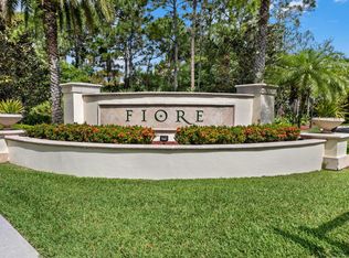 10103 Myrtlewood Cir W, Palm Beach Gardens, FL 33418