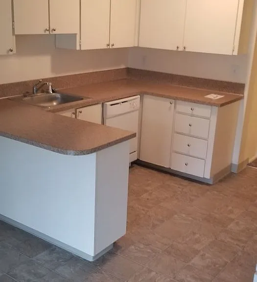 #160 WAH MAI TERRACE APARTMENTS — Photo 3