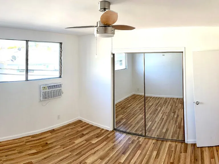 1234 N Laurel Ave — Photo 10