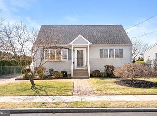 54 Kenwood Ter, Hamilton, NJ
