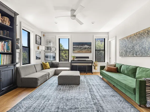 264 6th Avenue image 1 of 11