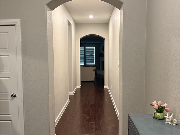 3rd image of 4202 Kingston Ln