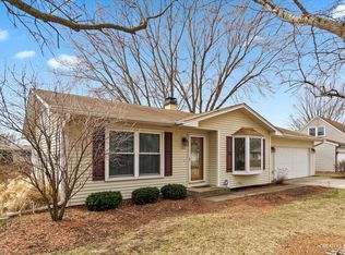 346 Dartmouth Dr, Elgin, IL 60123