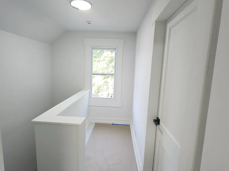 622 Whalley Ave — Photo 33