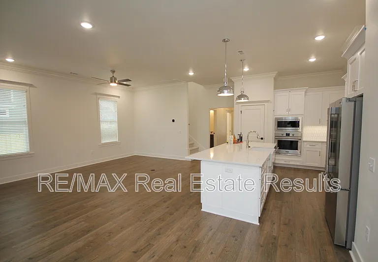 1900 W Saddlebrook Ln — Photo 9