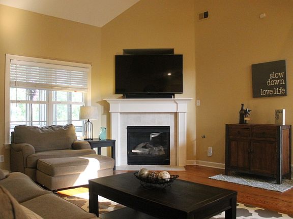 2nd image of 7792 Emily Hill Ln