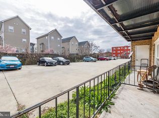 5007 D St SE APT 101, Washington, DC 20019